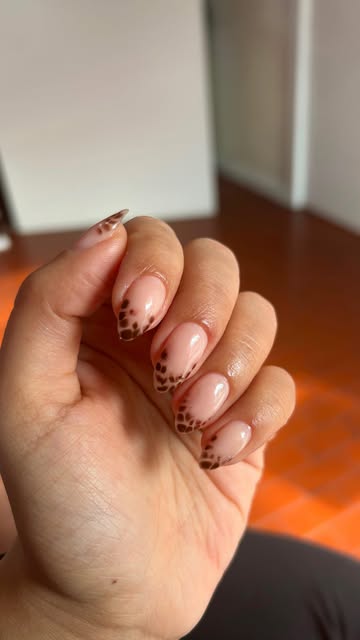 Trabajo de manicura realizado en Glamz